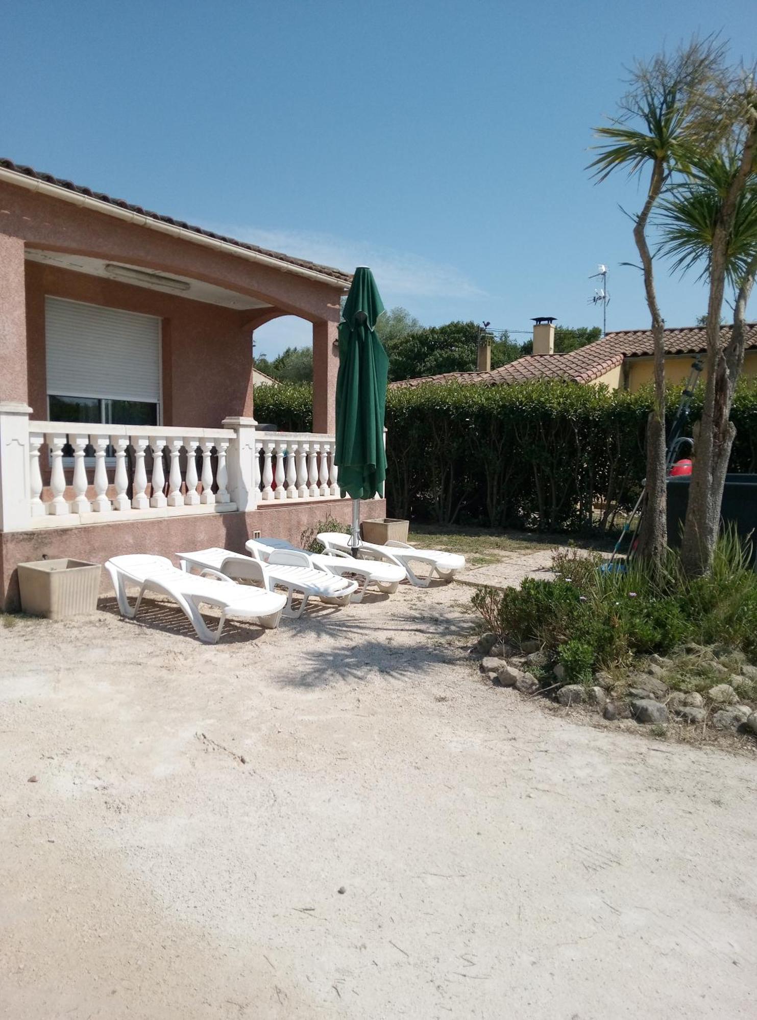 Aux Portes De Camargue 阿爾勒 外观 照片